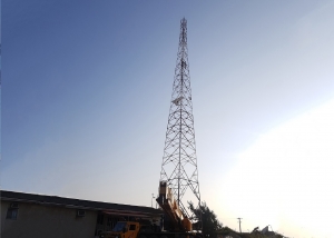 طراحی دکل مخابراتی